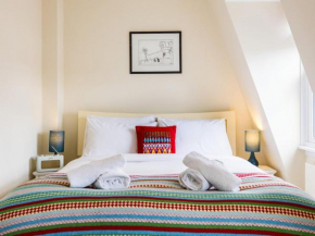 Elegant West Brompton Roof-Top Garden Apartment